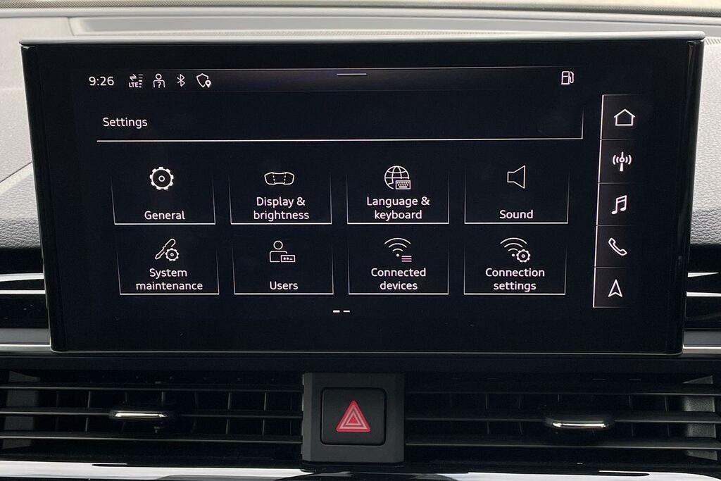 Audi A4 40 Tfsi 204 Black Edition S Tronic  #41
