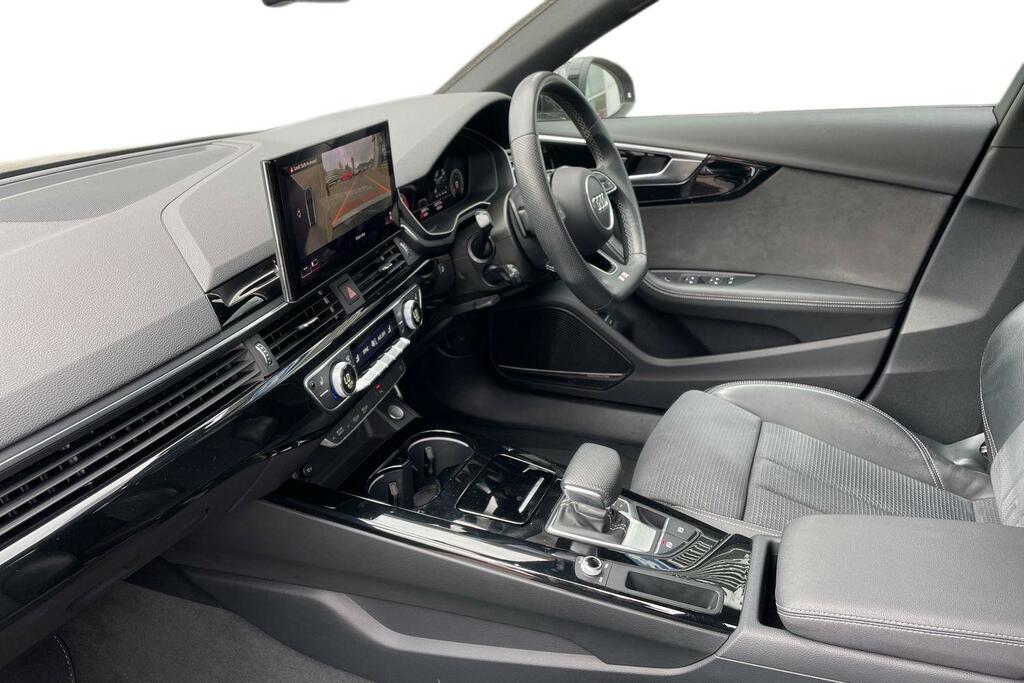 Audi A4 40 Tfsi 204 Black Edition S Tronic  #7