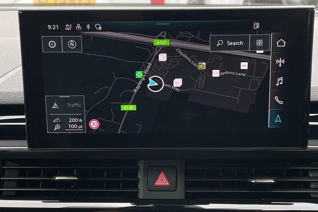 Audi A4 40 Tfsi 204 Black Edition S Tronic  #11