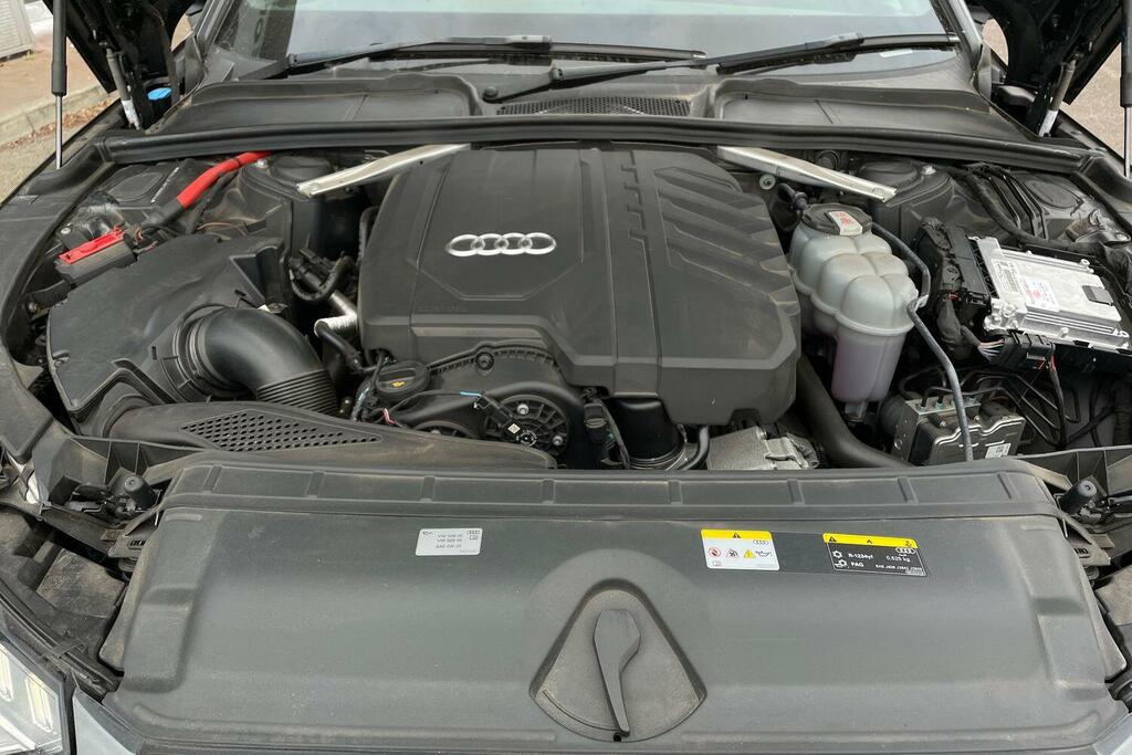 Audi A4 40 Tfsi 204 Black Edition S Tronic  #26