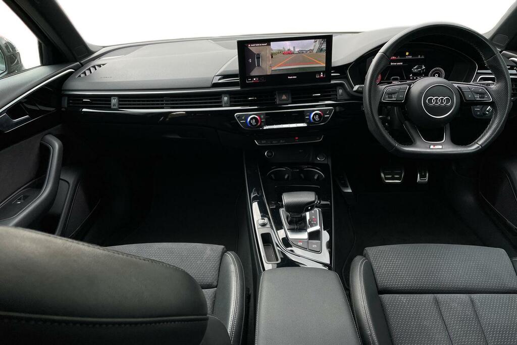 Audi A4 40 Tfsi 204 Black Edition S Tronic  #9