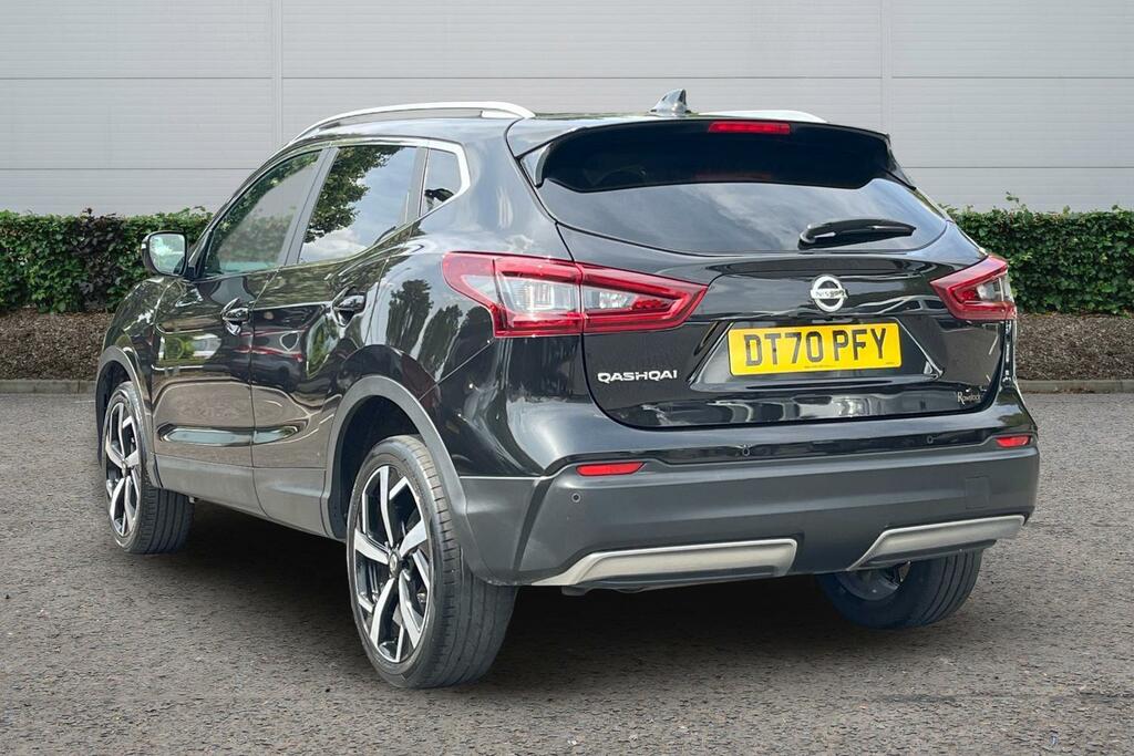 Nissan Qashqai 1.3 Dig-t N-motion Black #2