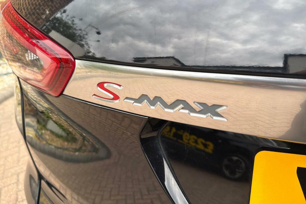 Ford S-Max 2.5 Fhev 190 St-line Cvt White #24