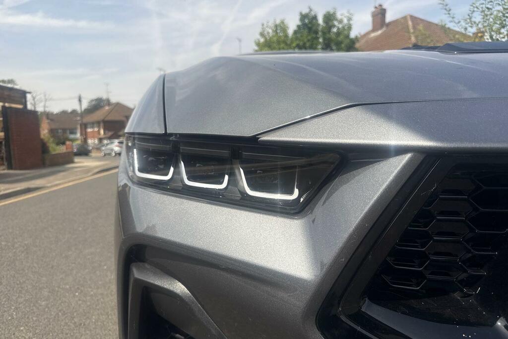 Ford Mustang V8 Dark Horse Coupe Grey #22
