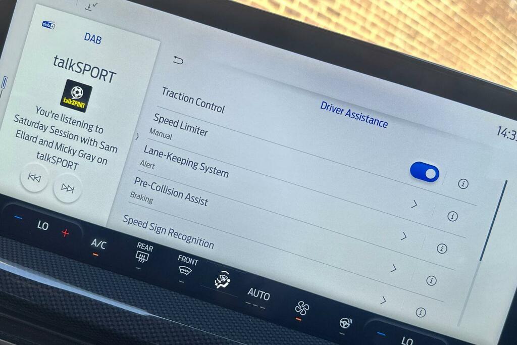 Ford Focus 1.0 Ecoboost Hybrid Mhev 155 St-line  #33