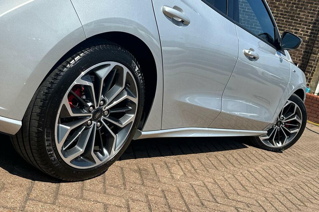 Ford Focus 1.0 Ecoboost Hybrid Mhev 155 St-line  #25