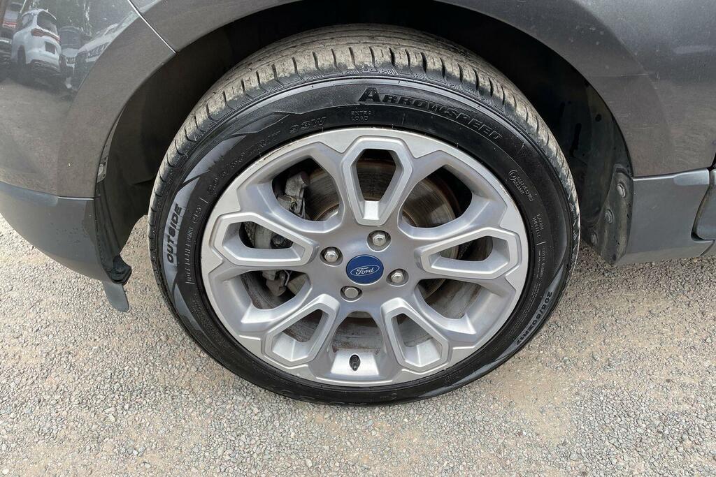 Ford Ecosport 1.0 Ecoboost Titanium Hatchback  #32