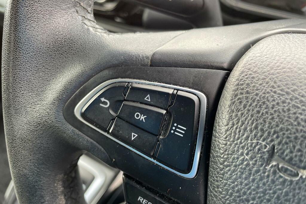 Ford Ecosport 1.0 Ecoboost Titanium Hatchback  #14