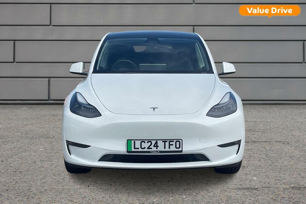 Tesla Model Y Long Range Awd White #4
