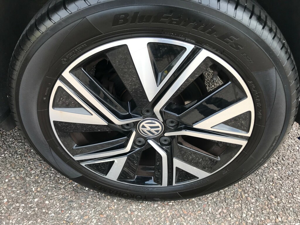 Volkswagen Touran 1.5 Tsi Evo Sel Black #41