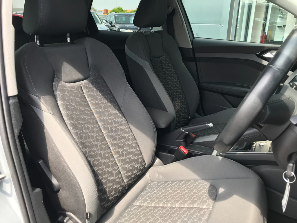 Audi A1 1.5 Tfsi 35 Sport Sportback S Tronic Eu #2