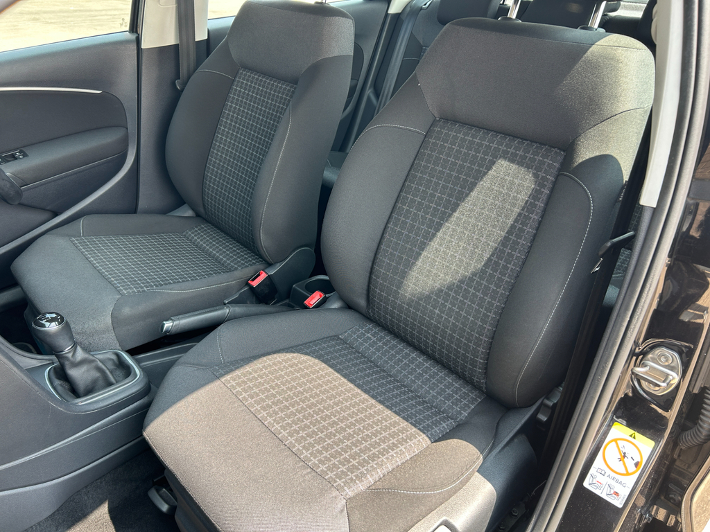 Volkswagen Polo Hatchback Blue #8