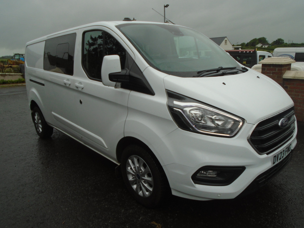 Ford Transit Custom Lwb Crewvan Limited. White