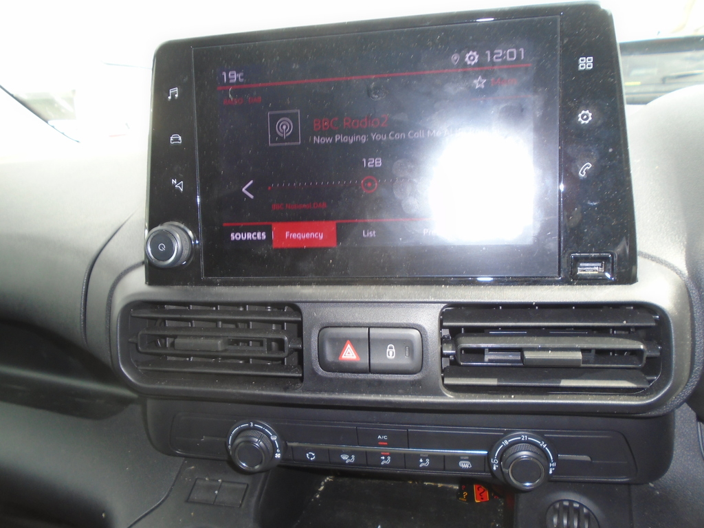 Citroen Berlingo 1.5 Bluehdi 130 Flair Xtr XL Eat8 7 Seat #8