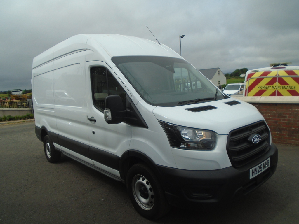 Ford Transit Custom 350 Lwb Hr 130Hp Rwd