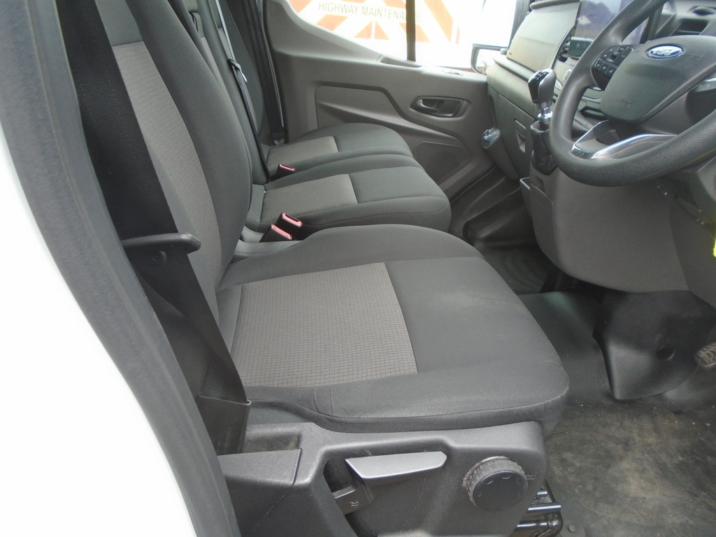 Ford Transit Custom Limited White #8