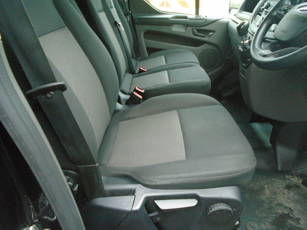 Ford Transit Custom 2.0 Ecoblue 130Ps Low Roof Limited Van Silver #9