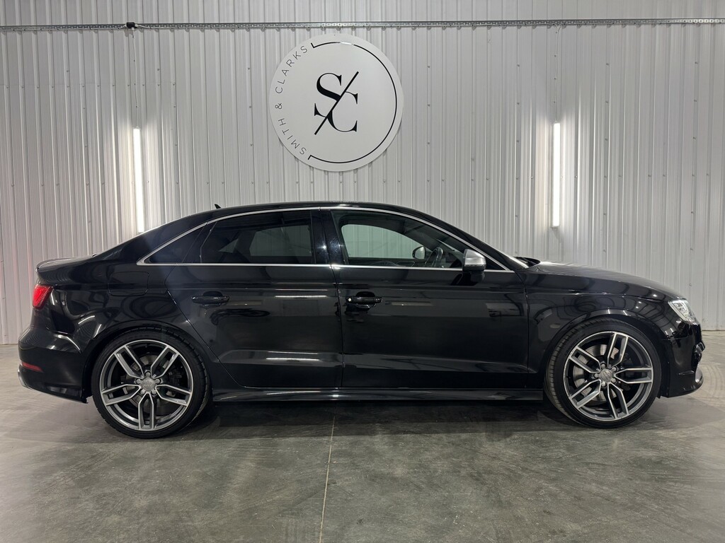 Audi S3 2.0 Tfsi Black #2