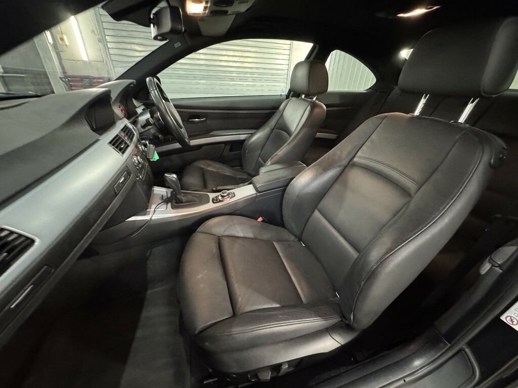 BMW 3 Series  Black #12