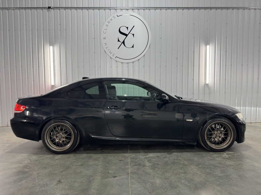 BMW 3 Series  Black #15