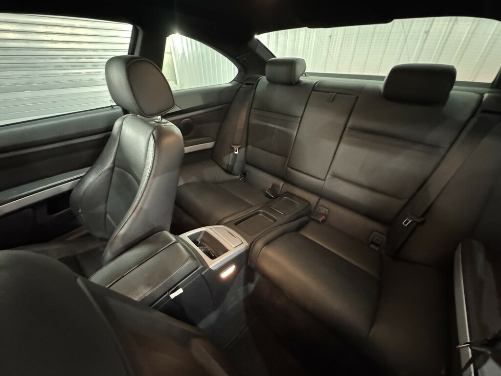 BMW 3 Series  Black #13