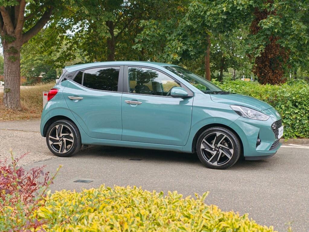 Hyundai I10 1.2 Premium Euro 6 Ss EN25NWE Green #4
