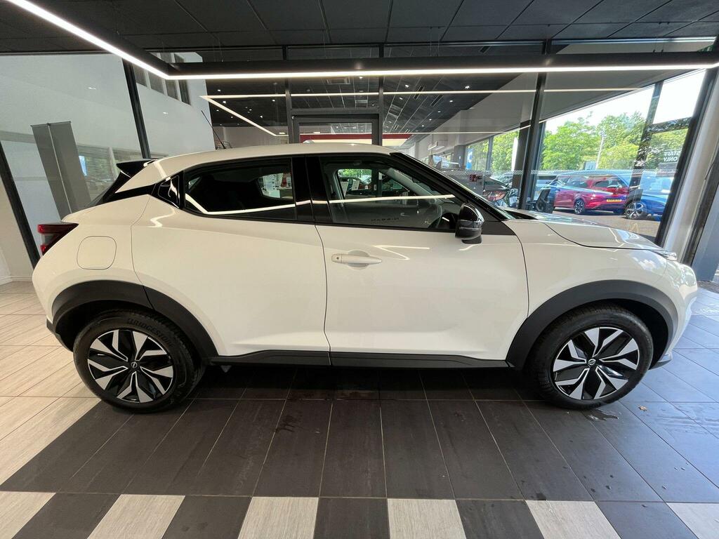 Nissan Juke 1.0 Dig-t Acenta Euro 6 Ss YB72ZHT White #4