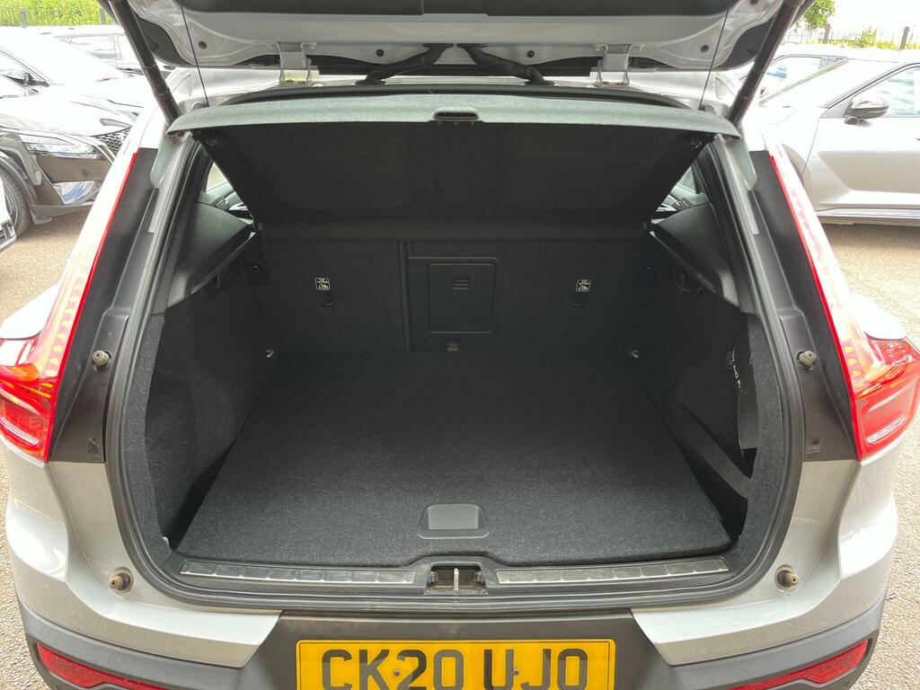 Volvo XC40 1.5 T3 Inscription Euro 6 Ss CK20UJO Silver #5