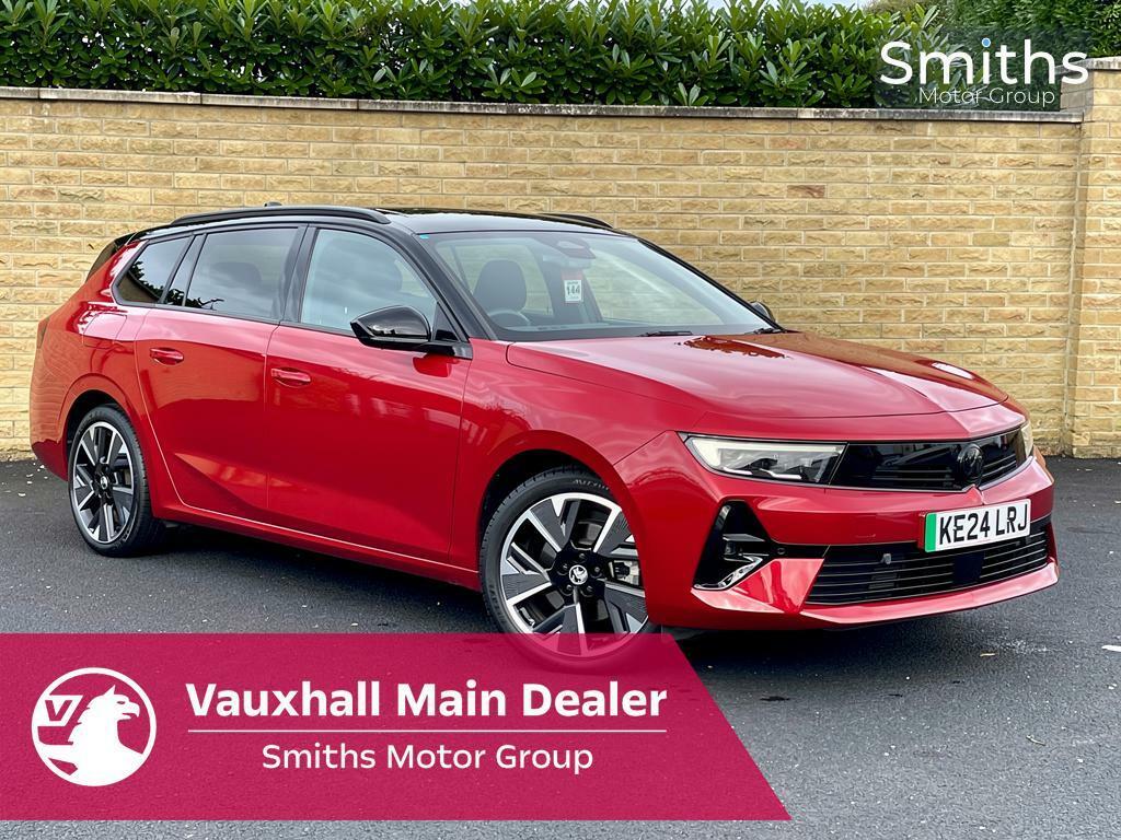 Vauxhall Astra 54Kwh Ultimate Sports Tourer Red