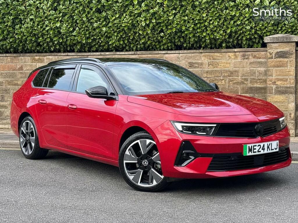 Vauxhall Astra 54Kwh Ultimate Sports Tourer Red