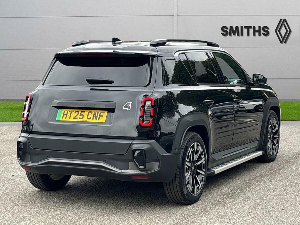 Renault 4 E-Tech Comfort Range 52Kwh Iconic Suv HT25CNF Black #3