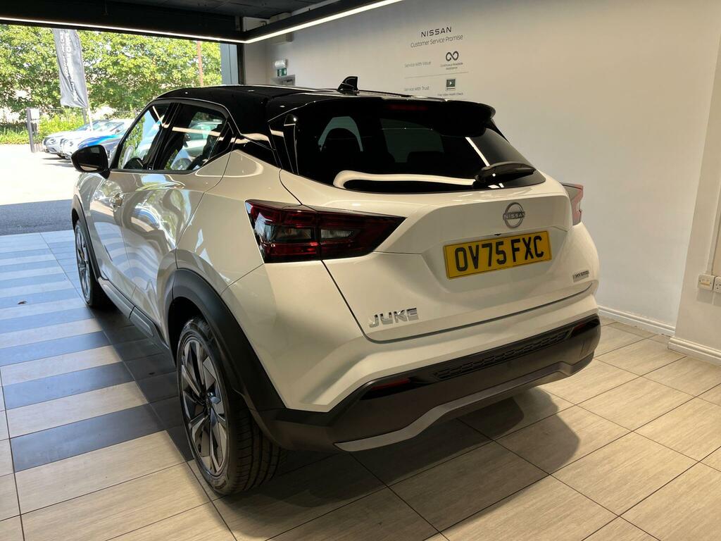 Nissan Juke 1.6 Tekna Euro 6 OV75FXC White #3