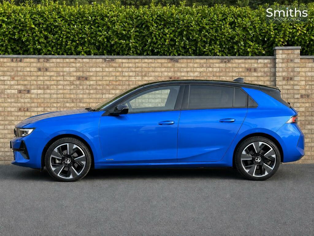 Vauxhall Astra 54Kwh Ultimate NY23FRO Blue #4