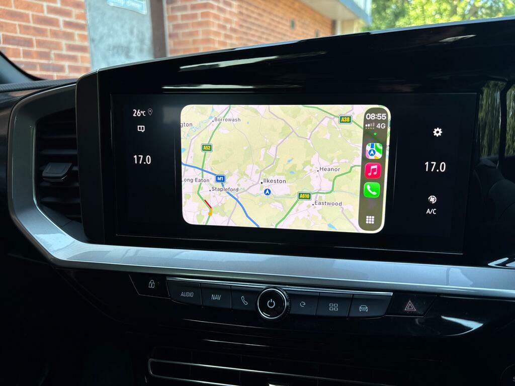 Vauxhall Mokka-e 50Kwh Sri Nav Premium White #31