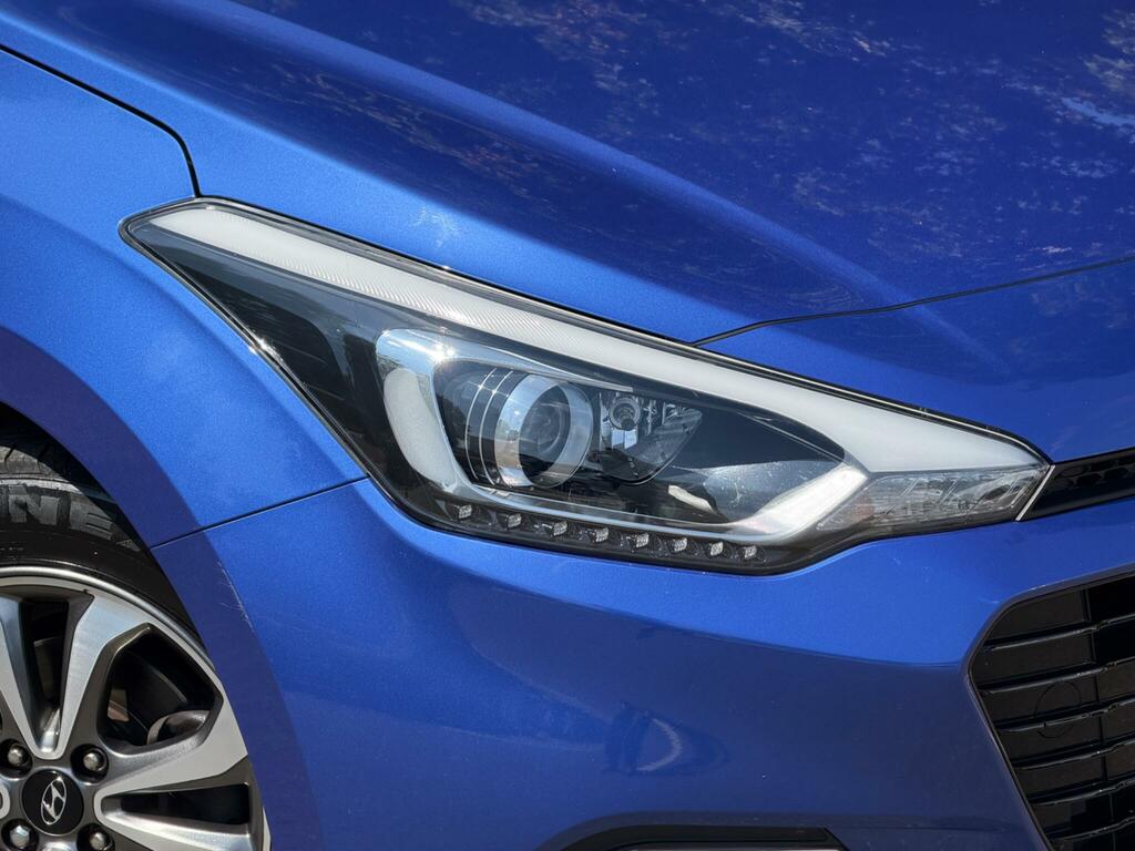 Hyundai I20 1.2 Se Red #7