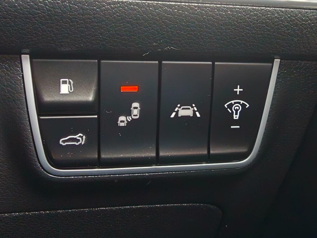 Kia Stinger 2.0 T-gdi Gt-line S White #30
