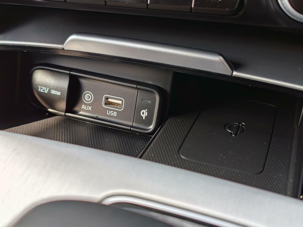 Kia Stinger 2.0 T-gdi Gt-line S White #19