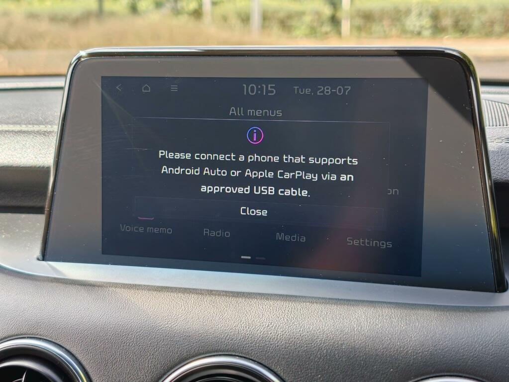 Kia Stinger 2.0 T-gdi Gt-line S White #17