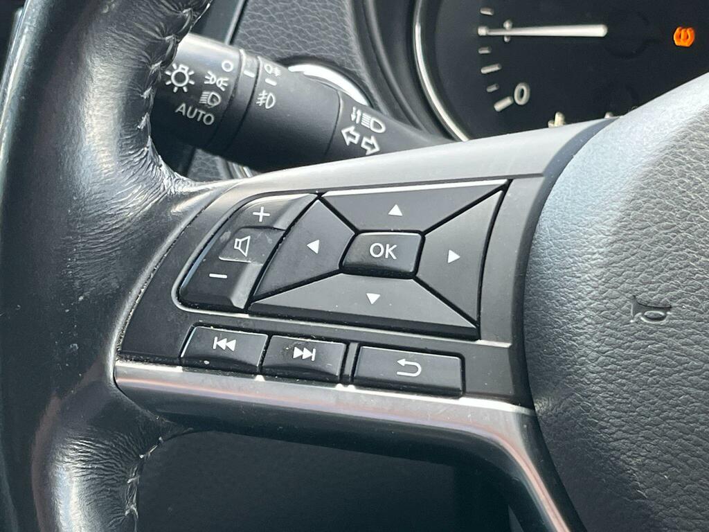Nissan X-Trail Tekna Black #41