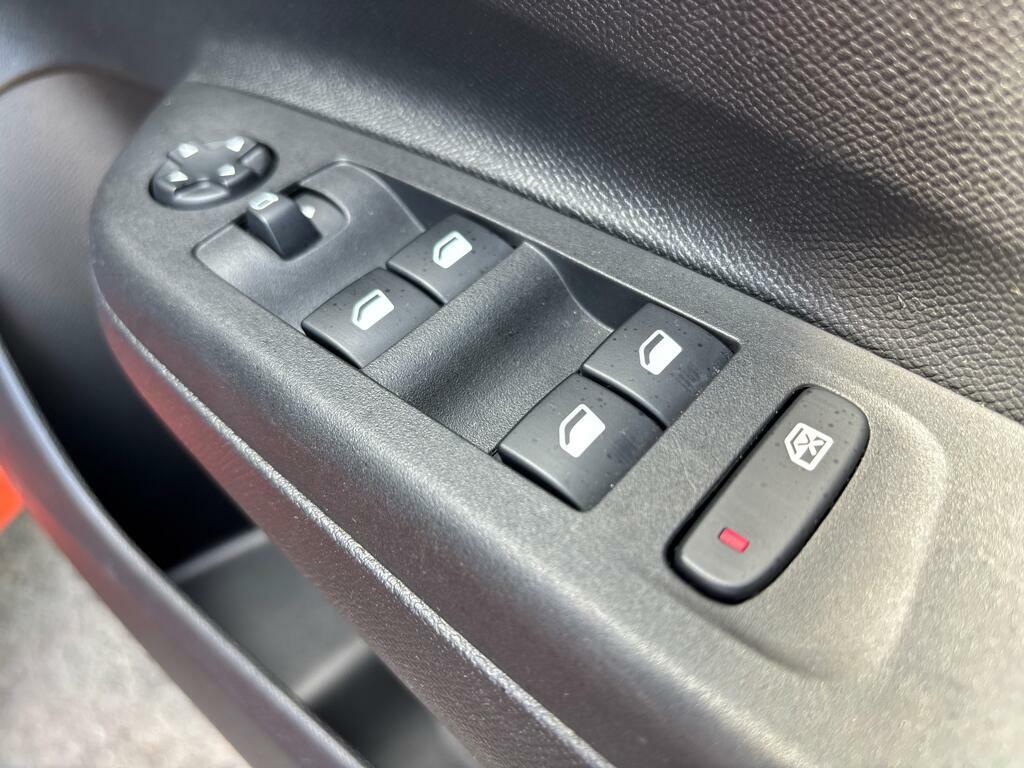 Vauxhall Corsa-e 50Kwh Griffin 7.4Kw Charger Blue #18
