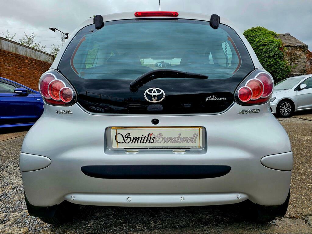 Toyota Aygo 1.0 Blue Vvt-i 67 Bhp Blue #7