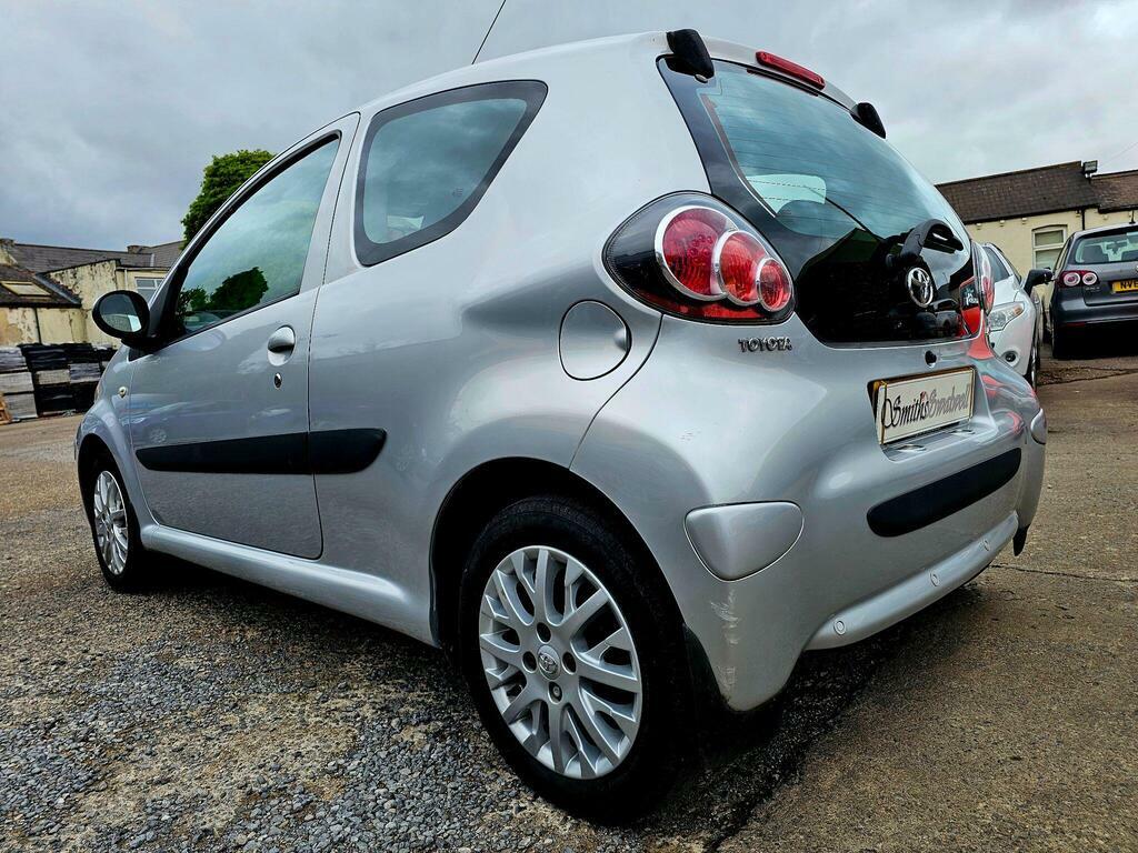 Toyota Aygo 1.0 Blue Vvt-i 67 Bhp Blue #3
