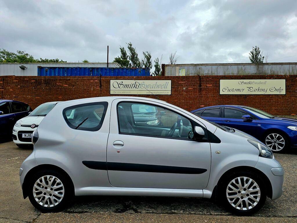Toyota Aygo 1.0 Blue Vvt-i 67 Bhp Blue #5