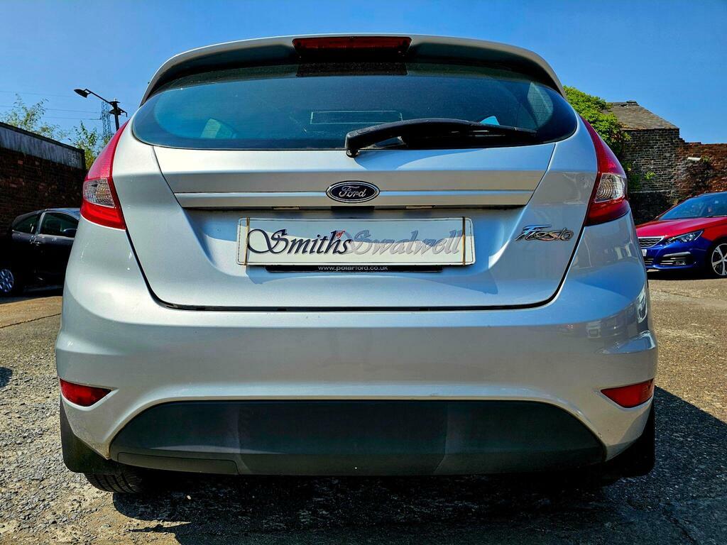 Ford Fiesta 1.25 Edge Silver #6