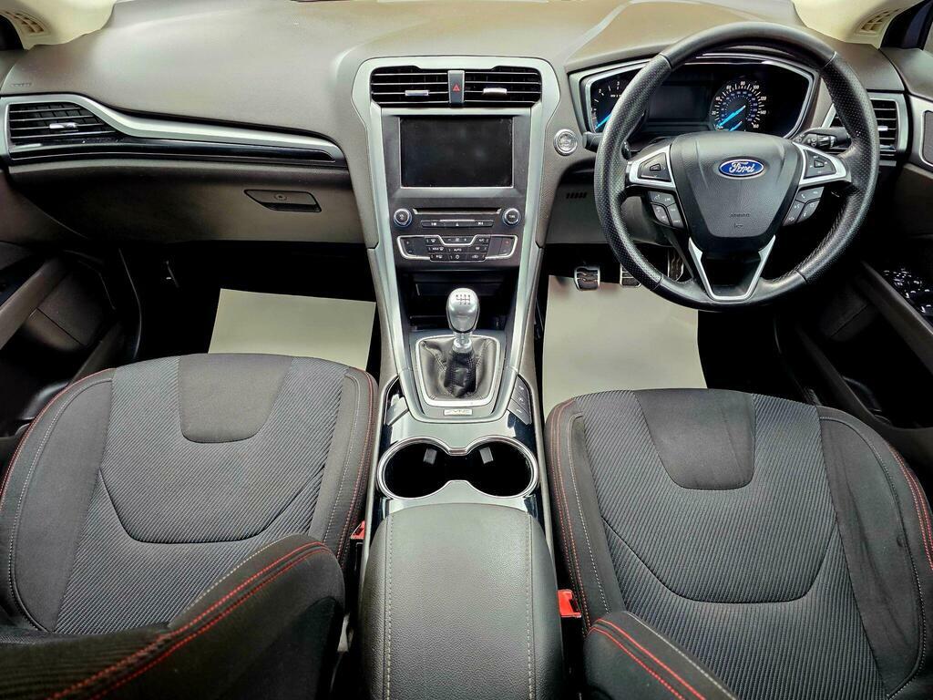 Ford Mondeo Hatchback 1.5T Blue #28