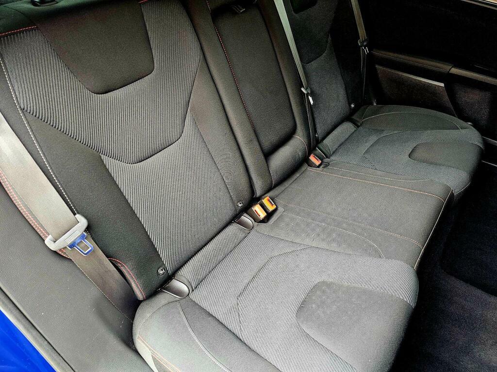 Ford Mondeo Hatchback 1.5T Blue #40