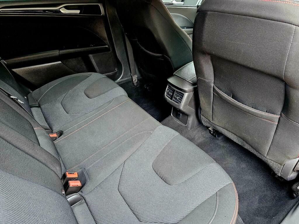 Ford Mondeo Hatchback 1.5T Blue #39