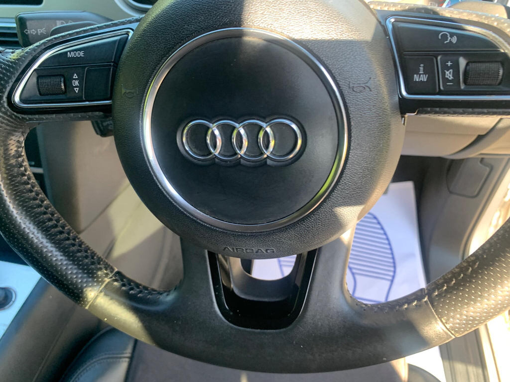 Audi Q7 Automatic White #27