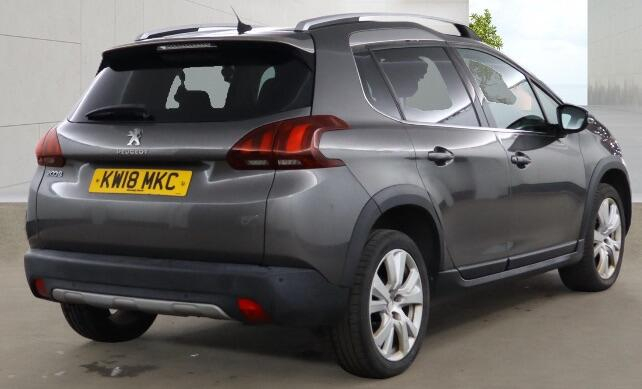 Peugeot 2008 2018 1.2 Puretech Allure Suv Eur Black #3