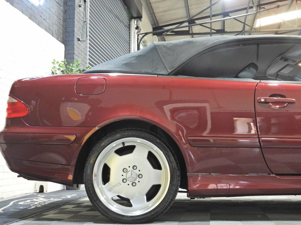 Mercedes-Benz CLK 2.3L Avantgarde Red #3